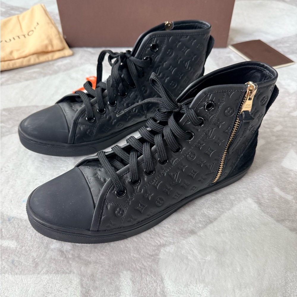 Louis Vuitton Sneaker